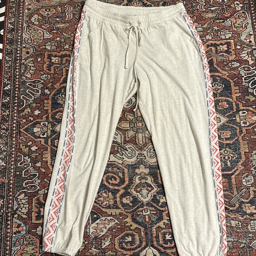 Sonoma joggers with detailing on sides, size L